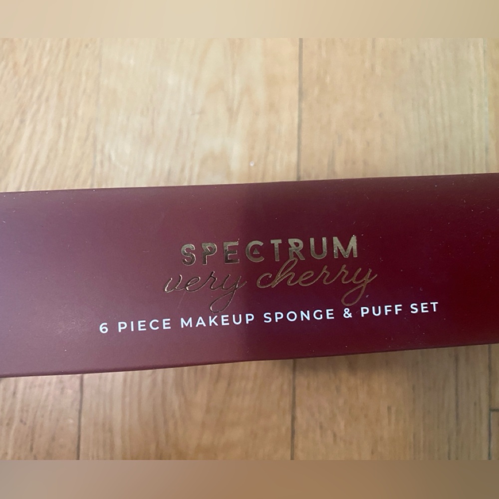Berry Makeup Sponge & Puff Set - Picture 2 of 3